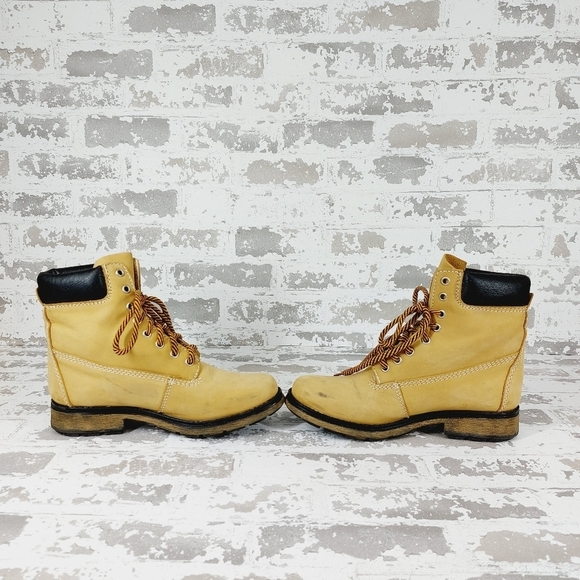 Steve Madden Pasa Tan Wheat Nubuck Lace Up Lug Sole Work Boots T272 - Picture 5 of 9